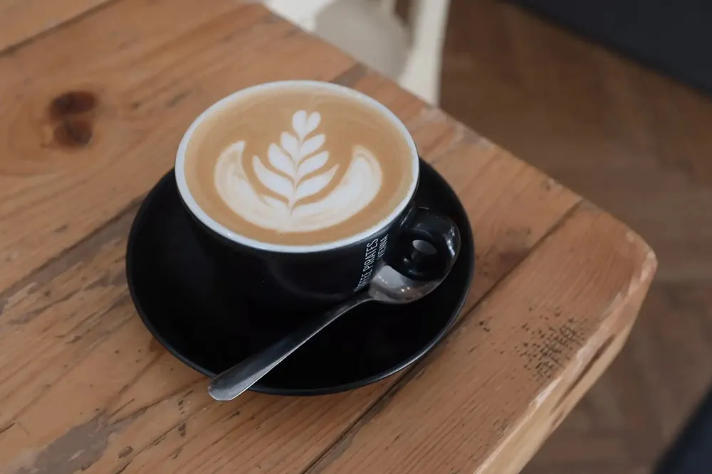 AROMALI LATTE